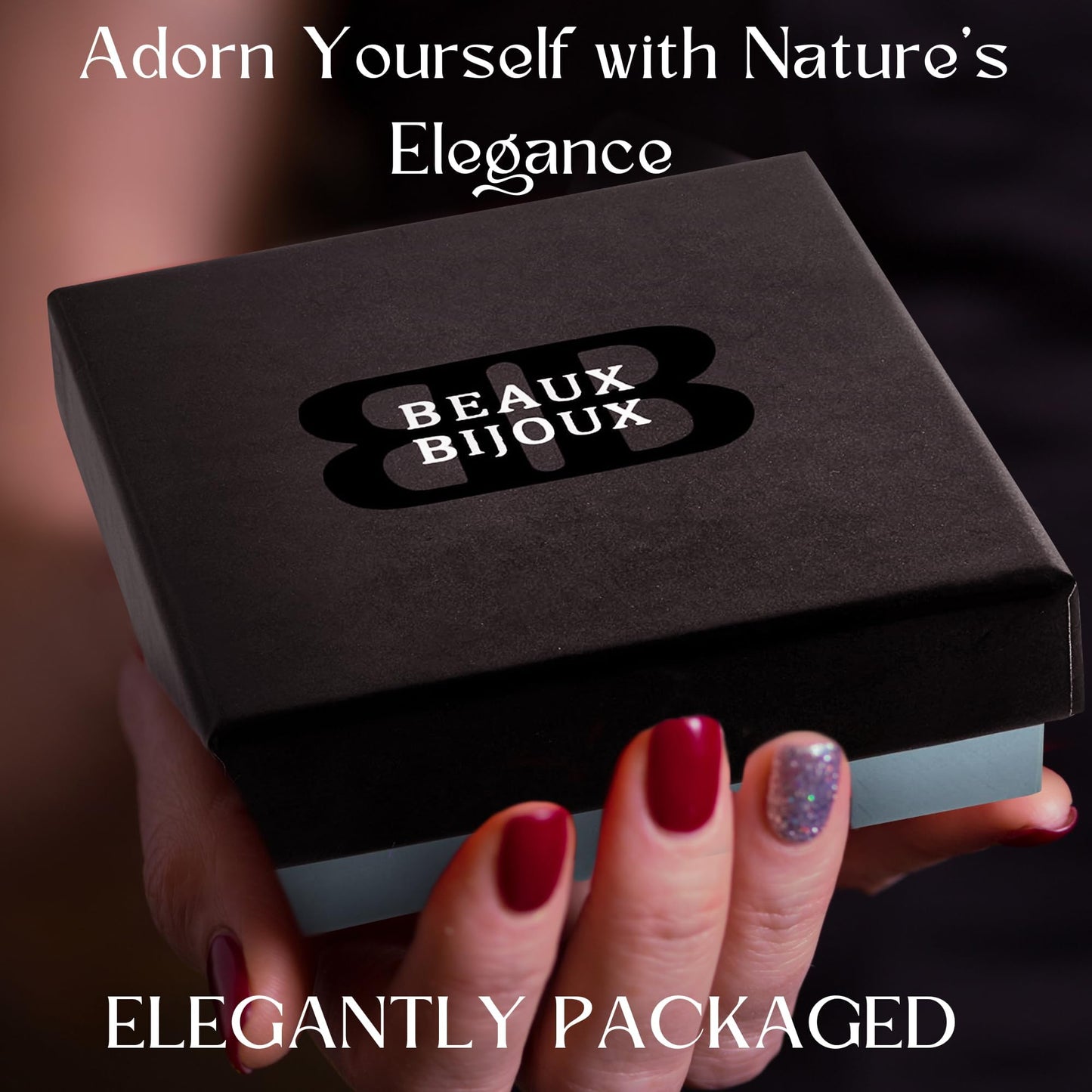 Collar con colgante de lágrima de larimar natural de Beaux Bijoux en plata de ley 925, cadena tipo cable de 45 cm, cierre de mosquetón y caja de regalo.