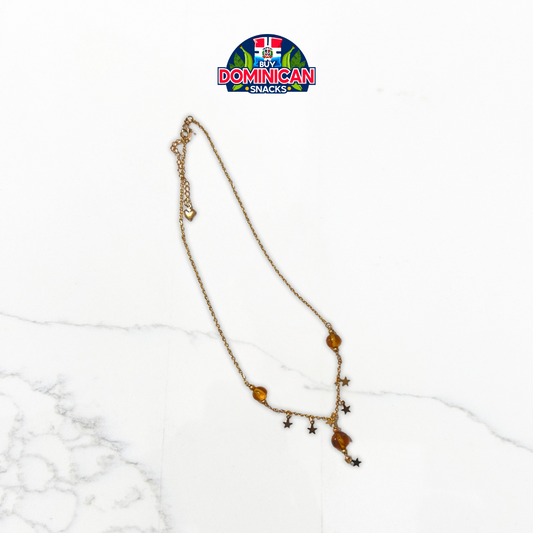 Collar de plata 925 bañado en oro con chips de larimar o ámbar y detalles de estrellas: una combinación perfecta de elegancia dominicana y encanto celestial