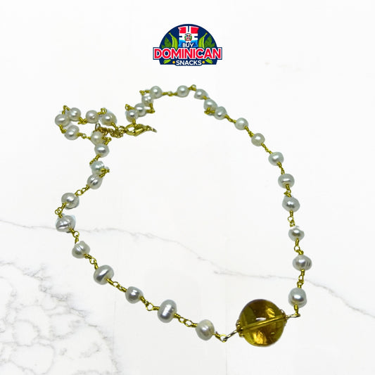 Collar Esfera Ambar con Cadena de Perlas Baño de Oro en Plata 925: ¡Un Toque de Elegancia y Belleza Dominicana!