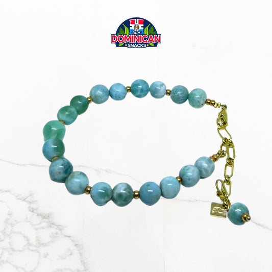 Pulsera de cuentas de larimar: una impresionante pieza de belleza natural dominicana