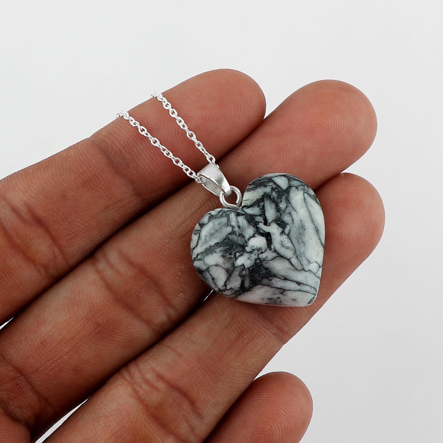 Collar con colgante ovalado de larimar dominicano YASHEE AA+, latón plateado, extensión de 40,6 cm + 5 cm, cabujón pulido de 18-25 mm, regalo diario para mujer. 