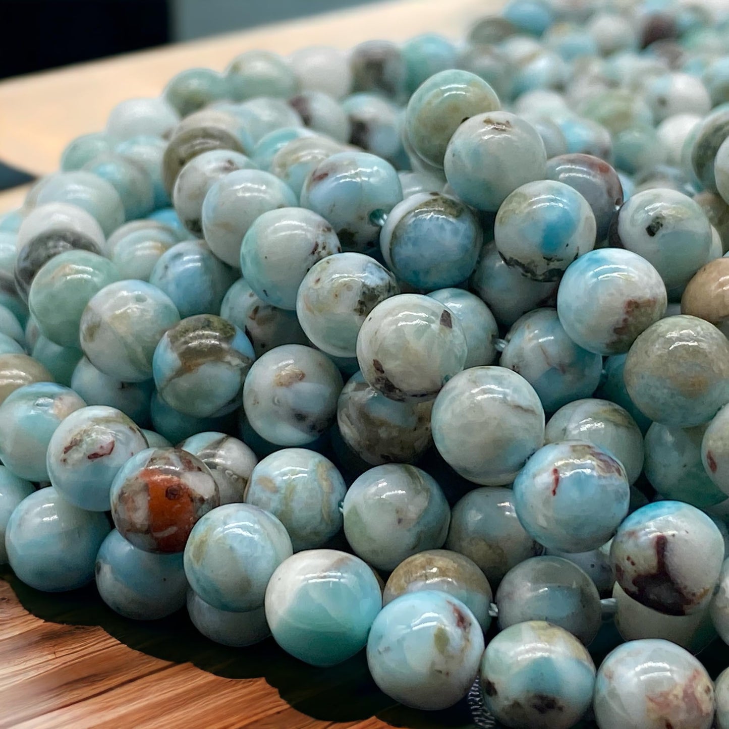 Cuentas sueltas de larimar Barahona de ABCGEMS, 10 mm, redondas y lisas, con inclusiones dendríticas negras, tira de 39 cm, agujero de 1 mm, República Dominicana, suministros para bisutería 