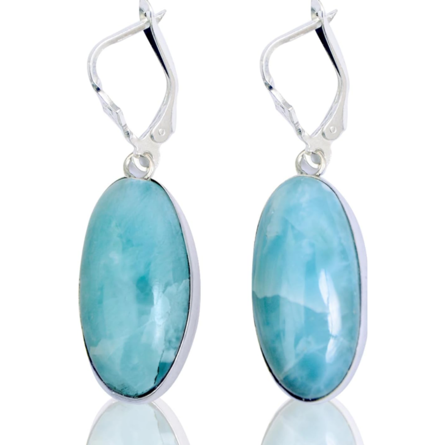 Earrings, oval pendants with 925 sterling silver lever-back closures, handmade with blue stones. Crafted artisanally.