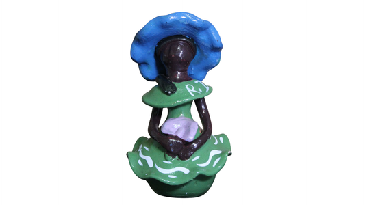 Figura dominicana artesanal con sombrero - Adorno 'RD'